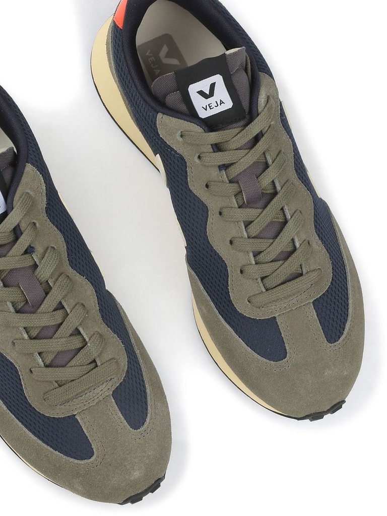 VEJA RO1820822B-46